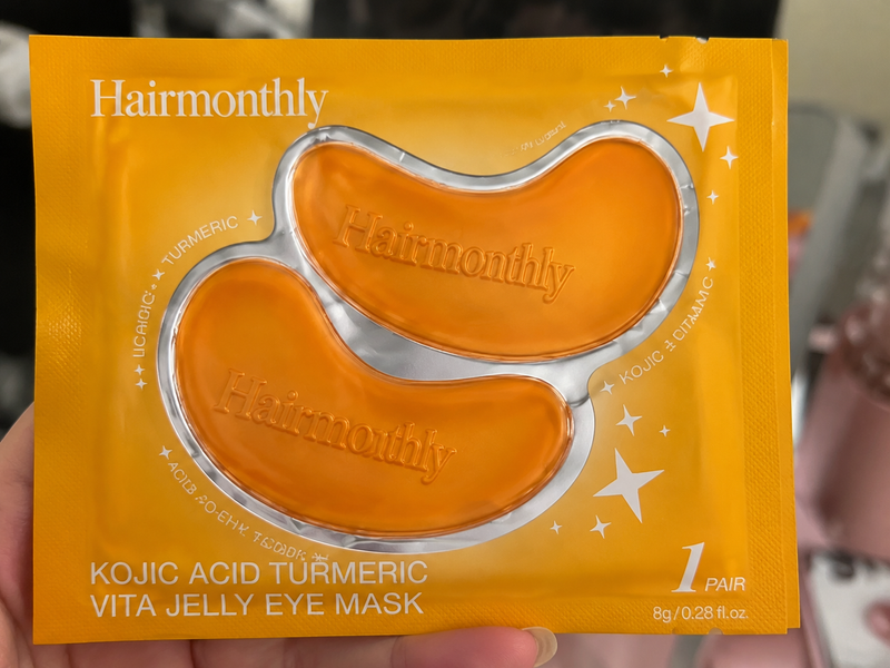 Cooling eye patches
